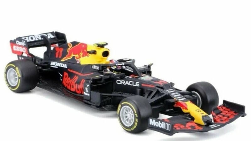 BBURAGO - 1:43 RACE F1 – Red Bull Racing RB16B (2021) #11 (Sergio Pérez) sisakkal – kemény tokkal